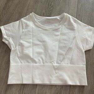 American Eagle Offline White Stretchy Crop Top Yoga Shirt M